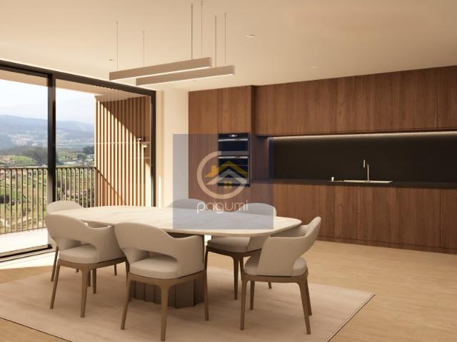 Apartamento T3 Baltar, Paredes moderno