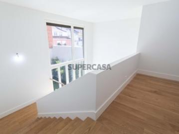 APARTAMENTO DE LUXO, T2 DUPLEX, A 3 MINUTOS DA AV. DA LIBERDADE