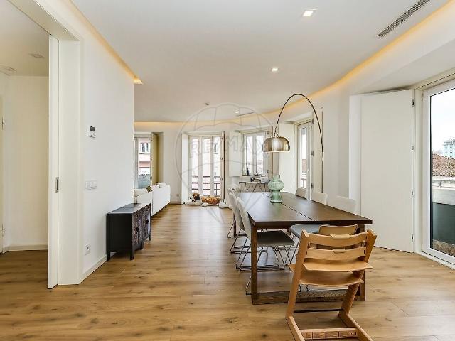 Apartamento T3 de luxo à venda em Avenidas Novas, Lisboa RE/MAX Portugal