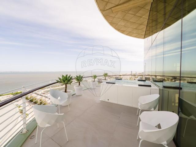Apartamento T3 de luxo à venda em Lisboa