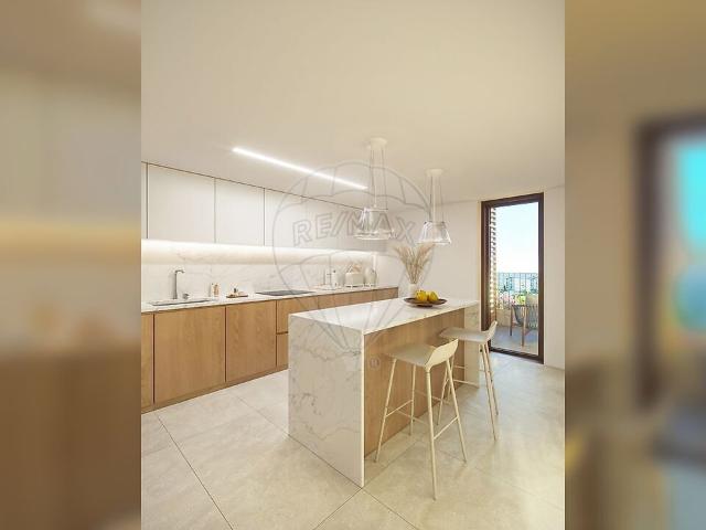 Apartamento T3 de luxo à venda em Santo António dos Cavaleiros e Frielas, Loures RE/MAX Portugal