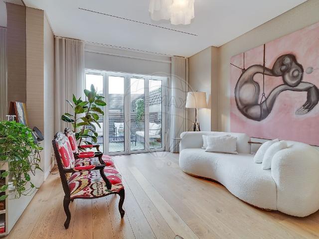 Apartamento T3 de luxo à venda em Santo António, Lisboa RE/MAX Portugal
