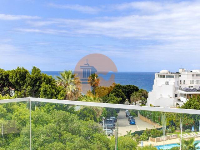 Apartamento T3 de Luxo com Vista Mar Obra Nova nas Areias. 137m² Albufeira olhos de água