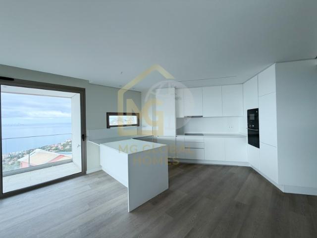 Apartamento T3 de Luxo para Arrendamento Câmara de Lobos