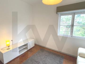 Venda! Apartamento com 3 quartos, de R/C, em moradia, com vistas de rio, São Pedro do Sul