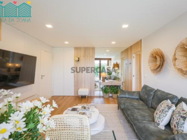 Apartamento T3 Duplex com Lugares de Garagem em Aveiro