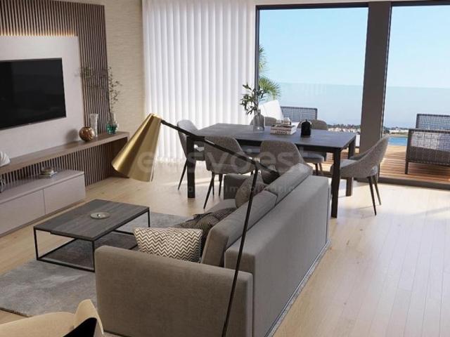 Apartamento T3 Duplex com terraço vista Ria pronto a habitar situado na Costa Nova