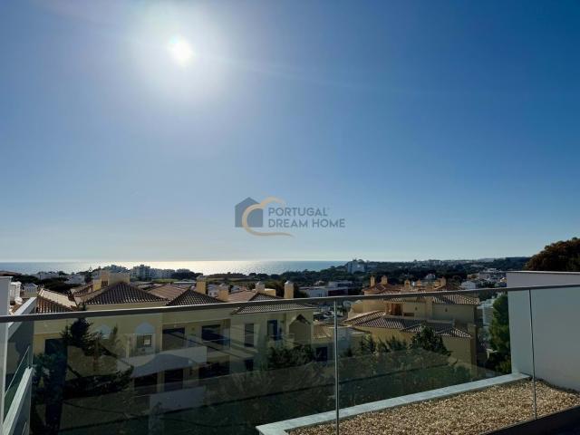 Apartamento T3 Duplex com Vista Mar