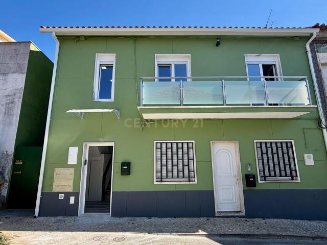 Apartamento T3 Duplex | Ar condicionado | Camarate