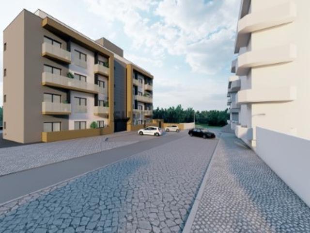 Apartamento T3 dúplex em Condeixa