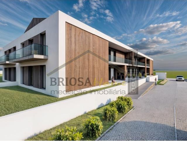 Apartamento T3 dúplex em Condeixa