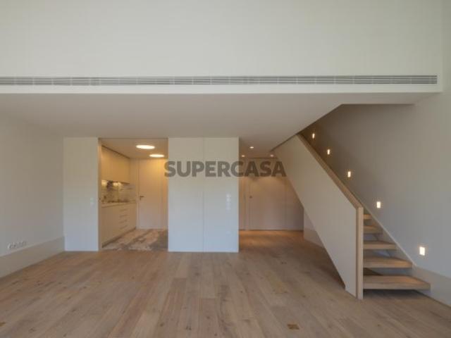 Apartamento T3 duplex em novo empreendimento na Baixa Pombalina, Lisboa