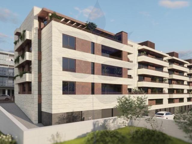 Apartamento T3 Duplex em Vila Verde Novo
