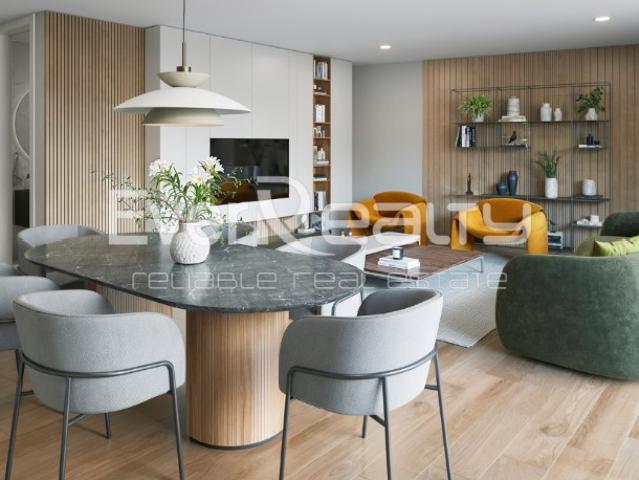 Apartamento T3 duplex novo em São Bernardo