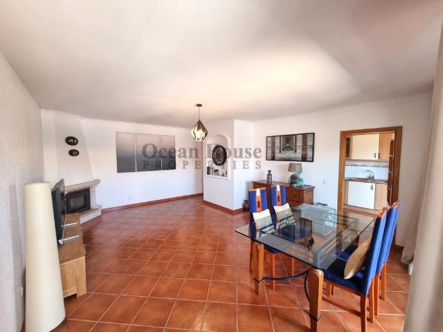 Apartamento T3 duplex no 1º andar de uma moradia Albufeira 103m² Albufeira e Olhos de Água