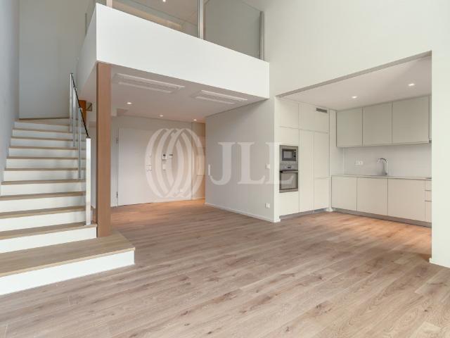 Apartamento T3 duplex, no Monview, em Miraflores, Lisboa 0m² Algés, Linda a Velha e Cruz Quebrada Dafundo