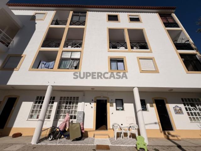 Apartamento T3 Duplex Rio Maior*RIOMAGIC