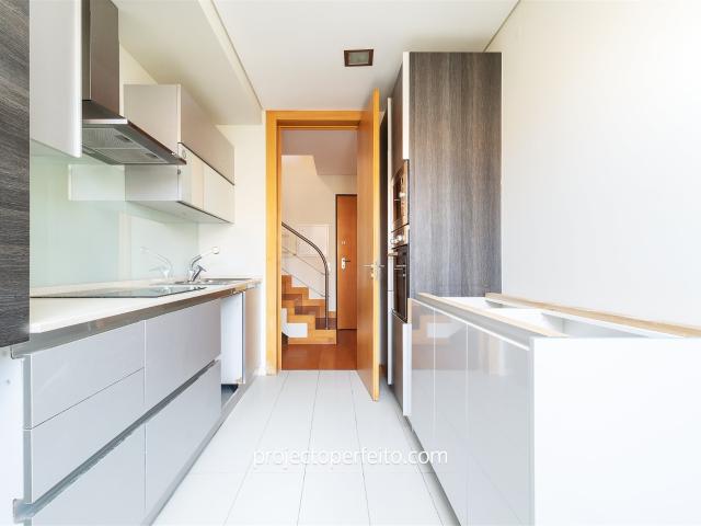 Apartamento T3 Duplex Venda em Espinho,Espinho 109m² Espinho