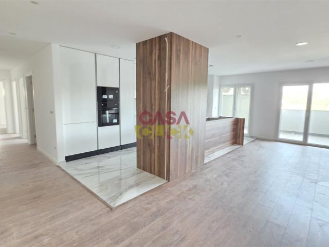 Apartamento T3 DUPLEX Venda em Nossa Senhora de Fátima,Entro. 144m² Nossa Senhora de Fátima