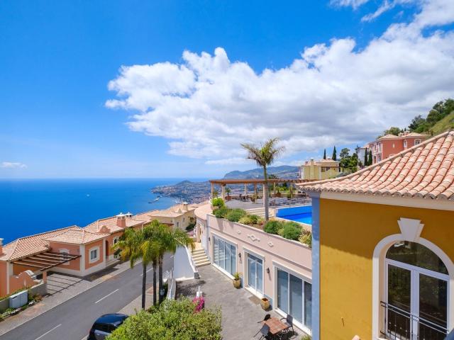 Apartamento T3 Duplex Vista Mar para venda no Palheiro Villa. 170m² São Gonçalo