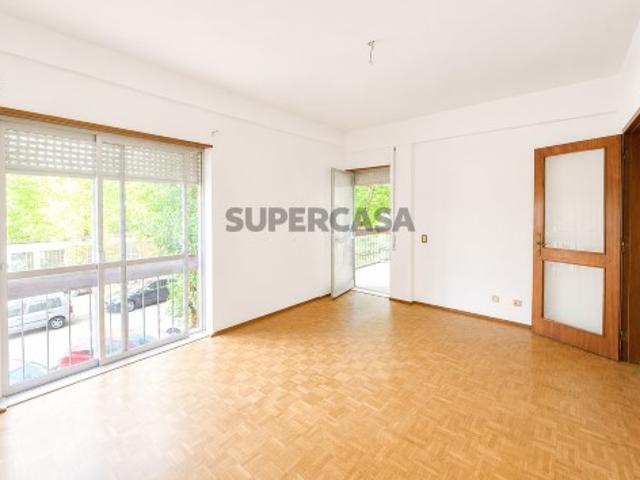 Apartamento T3 em União das Freguesias de Setúbal