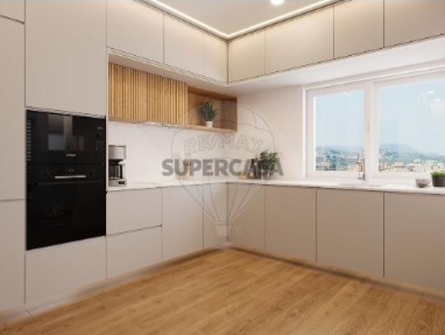 Apartamento T3 em União das Freguesias de Setúbal