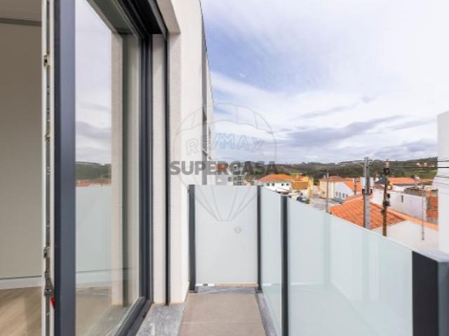 Apartamento T3 em União Freguesias Santa Maria, São Pedro e Matacães