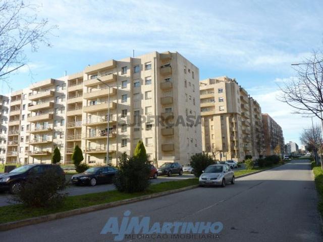 Apartamento T3 em Valongo