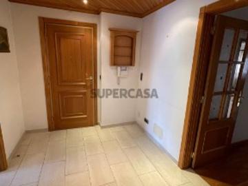 Apartamento T3 em Venteira