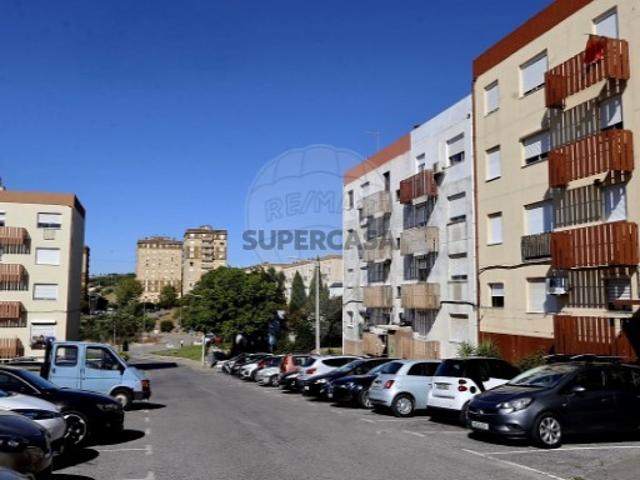 Apartamento T3 em Vialonga
