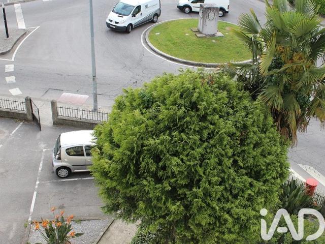 Apartamento T3 em Vila Nova de Famalicão e Calendário