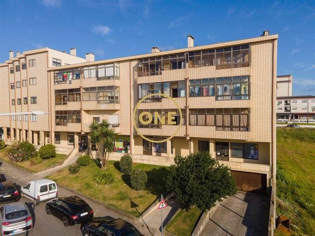 Apartamento T3 em Vila do Conde – A 500 Metros da Praia e Junto ao Metro de São Brás!