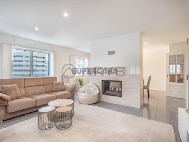 Apartamento T3 em Vila Verde e Barbudo