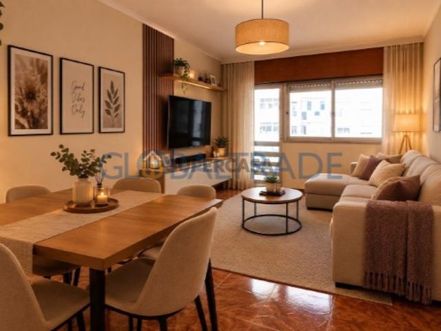 Apartamento T3 em Vilar de Andorinho