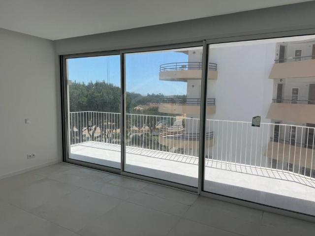 Apartamento T3 em Zona Central de Vilamoura, Algarve 116m² Quarteira