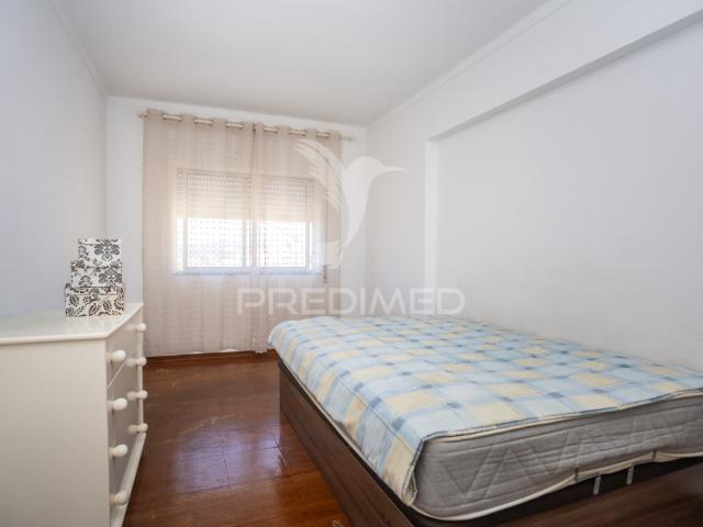 Apartamento T3 em zona central em Setúbal