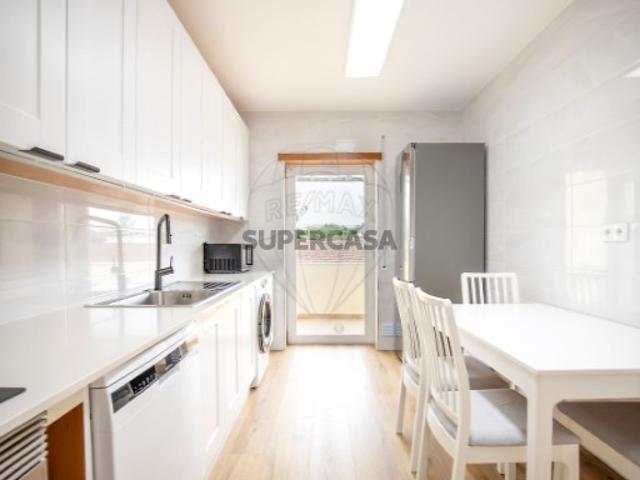 Apartamento T3 em A dos Cunhados