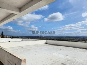 Apartamento T3 em Abrantes São Vicente e São João e Alferrarede