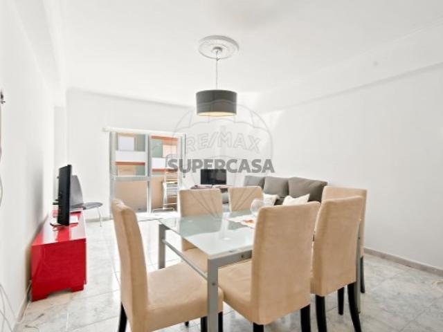 Apartamento T3 em Agualva e Mira Sintra