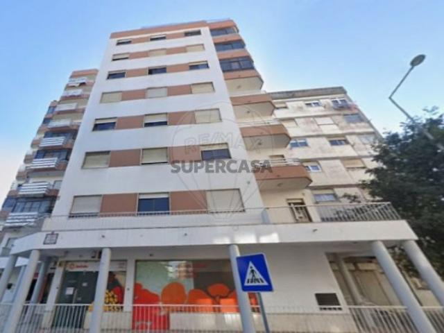 Apartamento T3 em Agualva e Mira Sintra