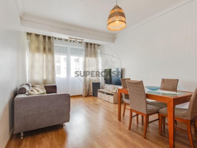 Apartamento T3 em Agualva e Mira Sintra
