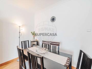 Apartamento T3 em Agualva e Mira Sintra