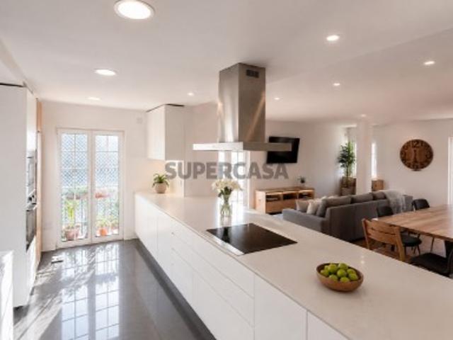 Apartamento T3 em Águas Livres
