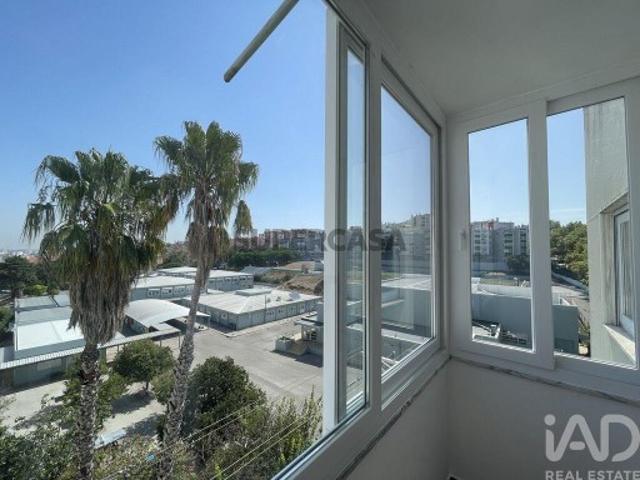 Apartamento T3 em Águas Livres