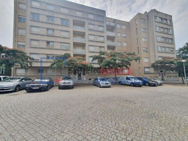 Apartamento T3 em Águas Santas