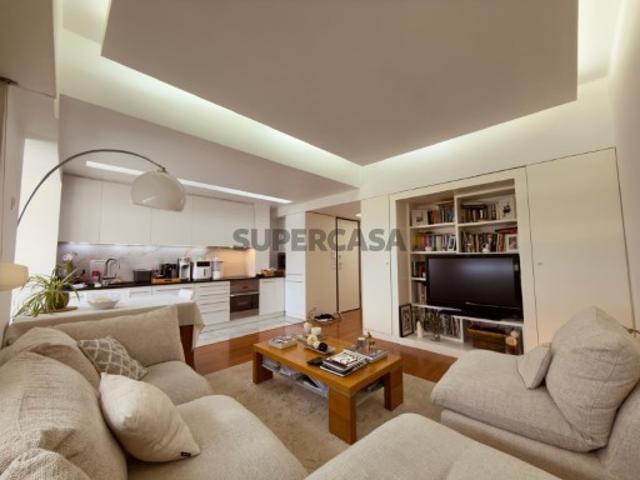 Apartamento T3 em Almada, Cova da Piedade, Pragal e Cacilhas