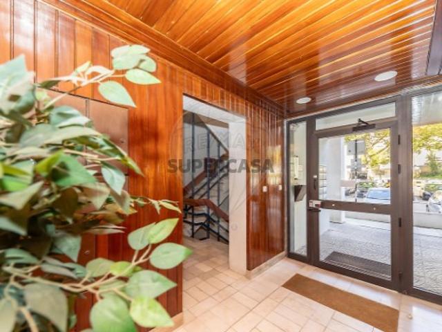Apartamento T3 em Almada, Cova da Piedade, Pragal e Cacilhas