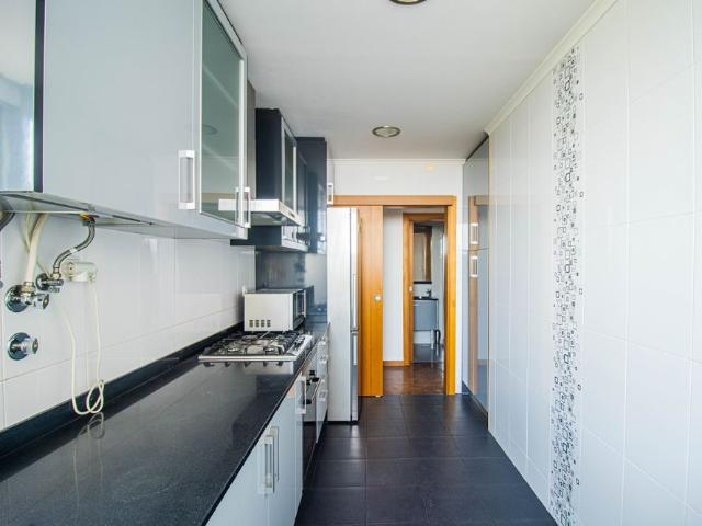 Apartamento T3 em Alapraia