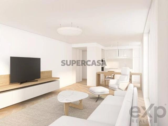 Apartamento T3 em Alcântara