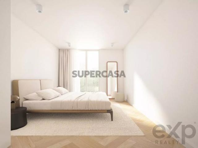 Apartamento T3 em Alcântara